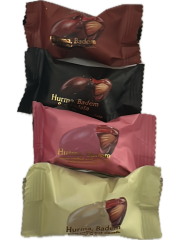 ÇİKOLATA KAPLI BADEMLİ HURMA 4 x 500 gr. KARIŞIK PAKET (BEYAZ - BİTTER - SÜTLÜ - ÇİLEK)